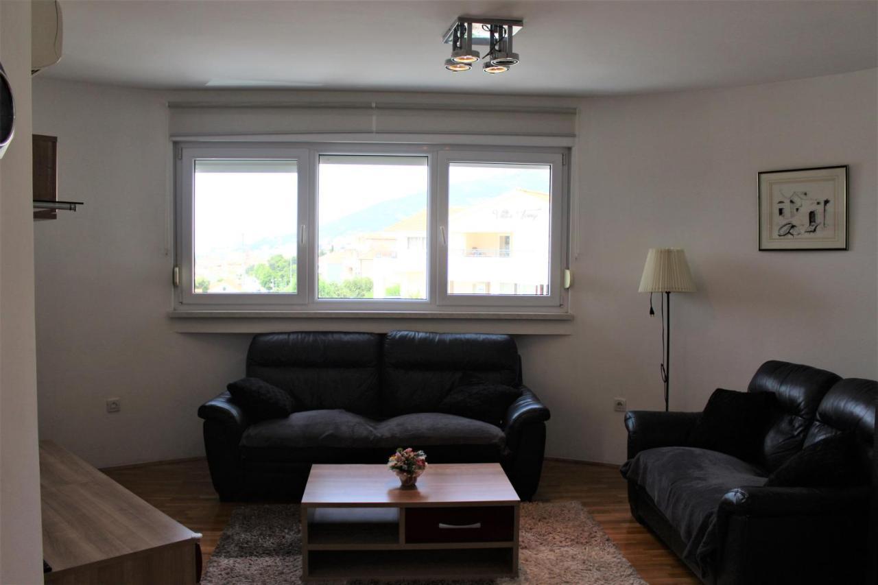 Tomislav Apartment Makarska Bagian luar foto
